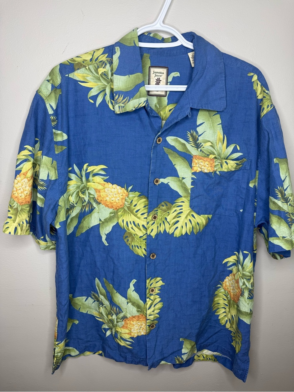 Jamaica Jaxx Blue Pineapple Print Men's Hawaiian Shirt Large - 100% Silk